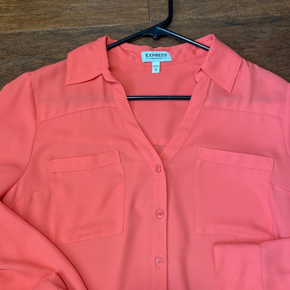 4 Express dress shirts - Picture 4 of 8